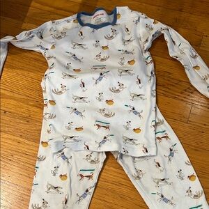 Magnetic Me Dog Pajamas Size 5T!